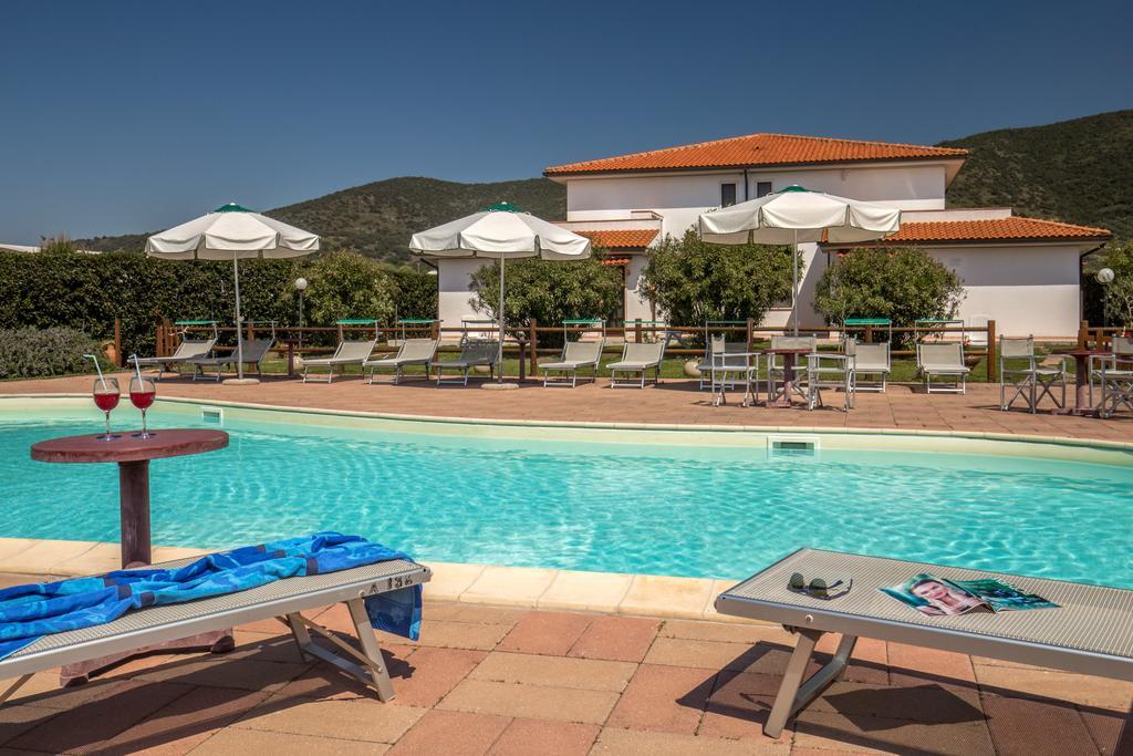 Tris Hotel Orbetello Bagian luar foto