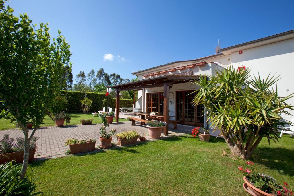 Tris Hotel Orbetello Bagian luar foto